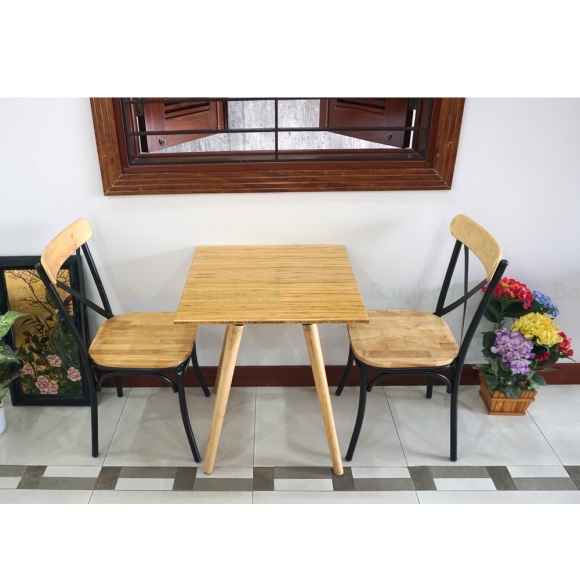 BFCBCF004 _ Combo bàn CafeBamboo chân gỗ và ghế lưng sắt